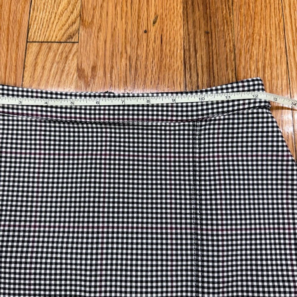 Hollister Black and White Gingham Pencil Mini Skirt With Red Plaid Accent Lines - Picture 5 of 11